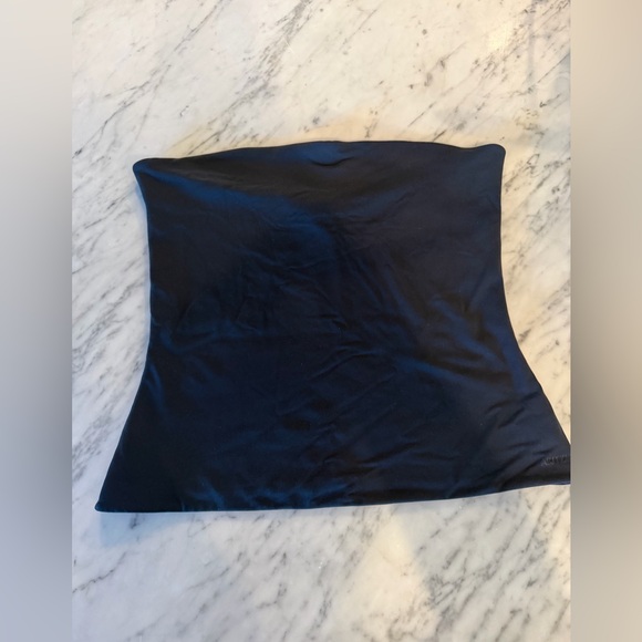 Aritzia Contour Tube Top - Picture 3 of 3